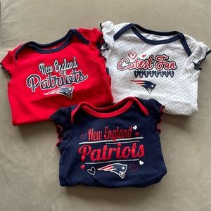 Official NFL New England Patriots baby girls onesies size 3/6 months